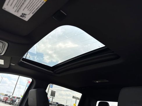 New 2026 GMC Sierra 1500 AT4 w/ Technology Package image 13