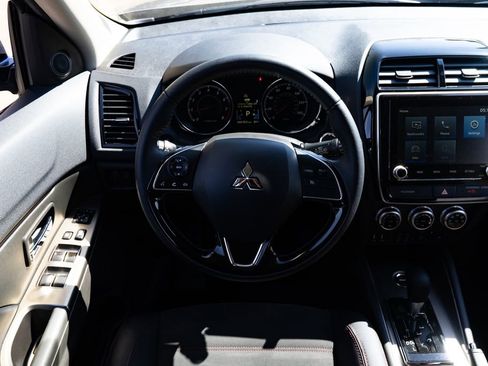 Used 2026 Mitsubishi Outlander Sport SE AWD/4WD image 11