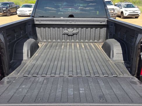 Used 2026 Chevrolet Silverado 1500 RST w/ RST Select Package RWD image 6
