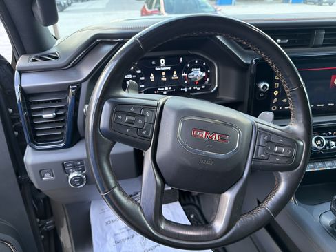 Used 2024 GMC Sierra 1500 AT4 w/ Technology Package AWD/4WD image 18