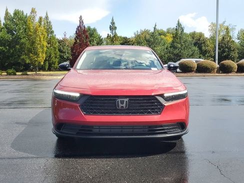 New 2025 Honda Accord SE image 2