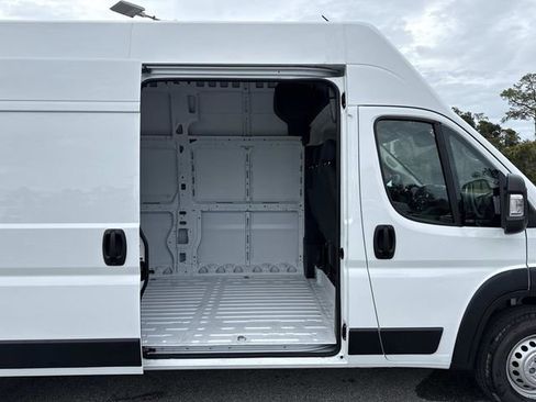 New 2026 RAM ProMaster 3500 w/ Convenience Group image 3