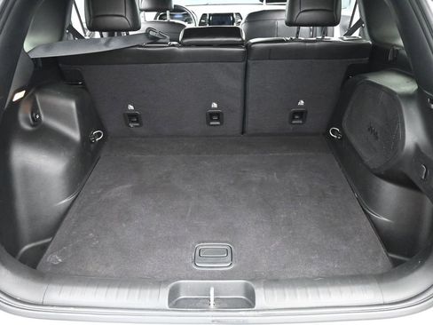 Used 2020 Jeep Cherokee High Altitude image 15