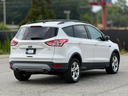 Used 2013 Ford Escape SE FWD image 9