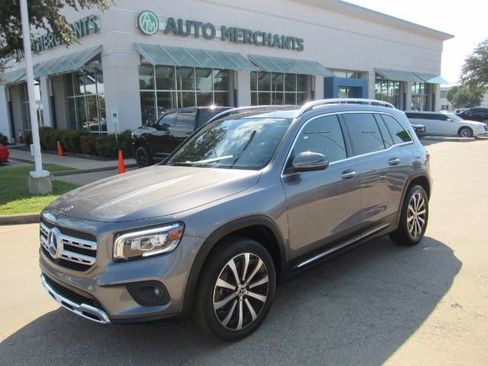 Used 2022 Mercedes-Benz GLB 250 w/ Premium Package Lite image 1