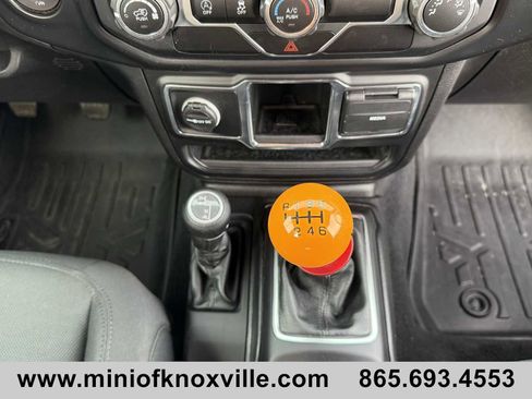 Used 2020 Jeep Wrangler Sport image 13