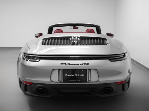 Certified 2024 Porsche 911 Carrera GTS RWD image 13