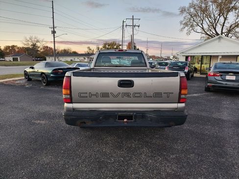 Used 2000 Chevrolet Silverado 1500 2WD Regular Cab image 6