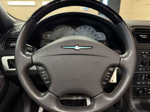 Used 2002 Ford Thunderbird image 35