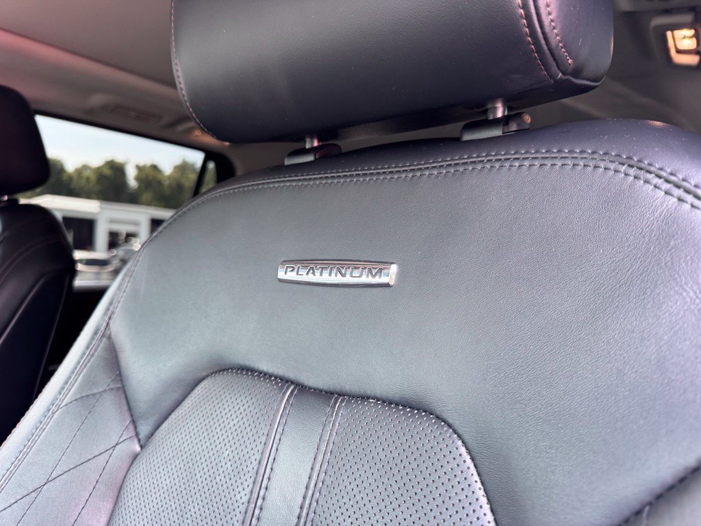 Used 2019 Ford Expedition Platinum AWD/4WD image 24