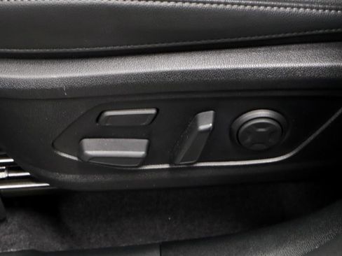 Used 2025 Kia Sorento SX Prestige AWD/4WD image 28