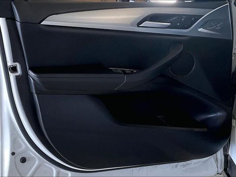 Certified 2024 BMW X4 xDrive30i w/ Premium Package image 20