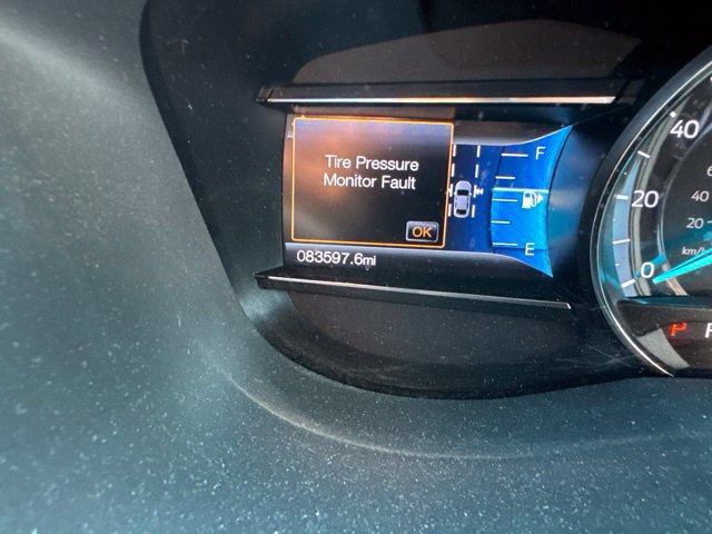 Used 2016 Ford Explorer Limited w/ Equipment Group 301A FWD image 13