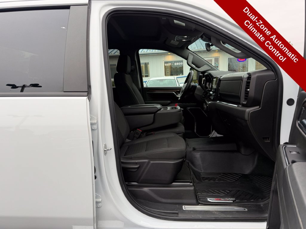 Used 2024 Chevrolet Silverado 2500 LT AWD/4WD image 46