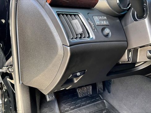 Used 2012 Cadillac CTS Luxury image 36