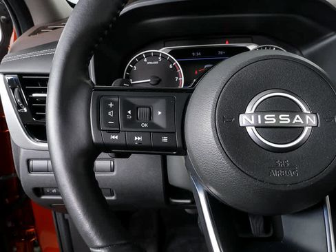 Used 2023 Nissan Rogue SL w/ SL Premium Package AWD/4WD image 9