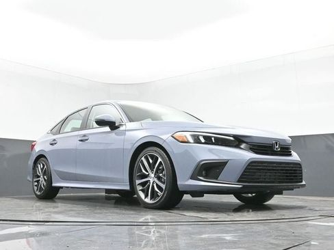 Used 2024 Honda Civic Touring image 34