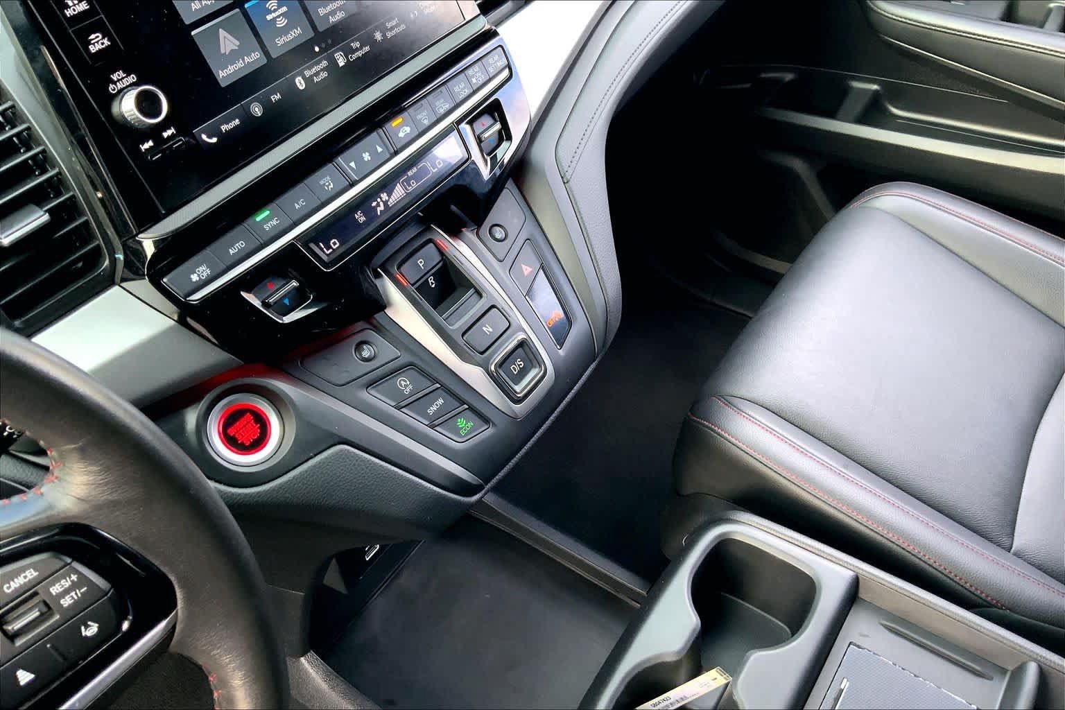 Used 2025 Honda Odyssey Sport-L image 17