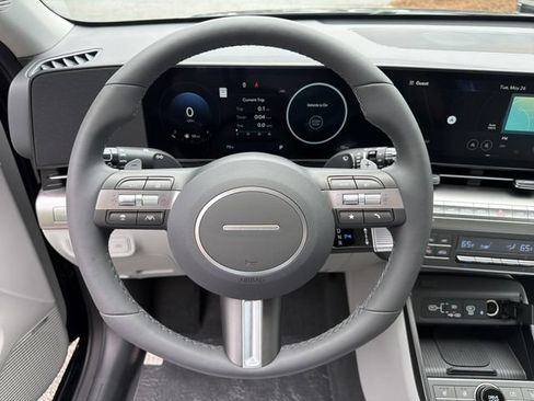 New 2026 Hyundai Kona Limited FWD image 24