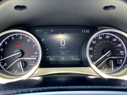 Used 2023 Toyota Camry XLE FWD image 25