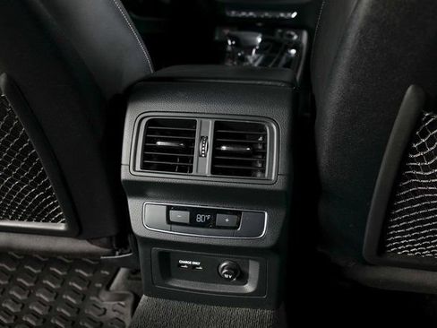 Used 2023 Audi SQ5 Premium Plus w/ Premium Plus Package image 21