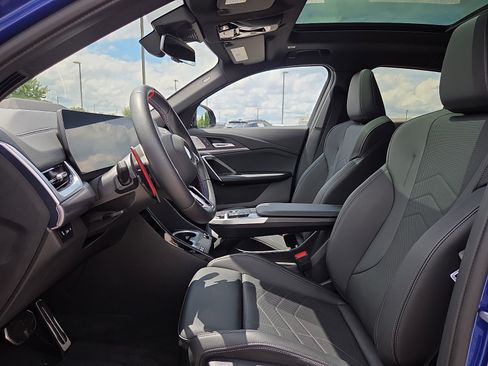 Used 2025 BMW X2 M35i AWD/4WD image 15