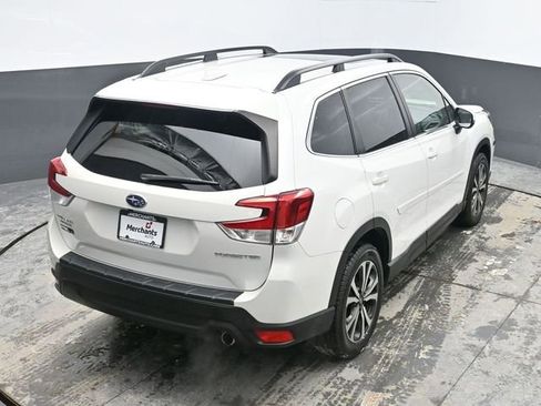 Used 2021 Subaru Forester Limited image 27