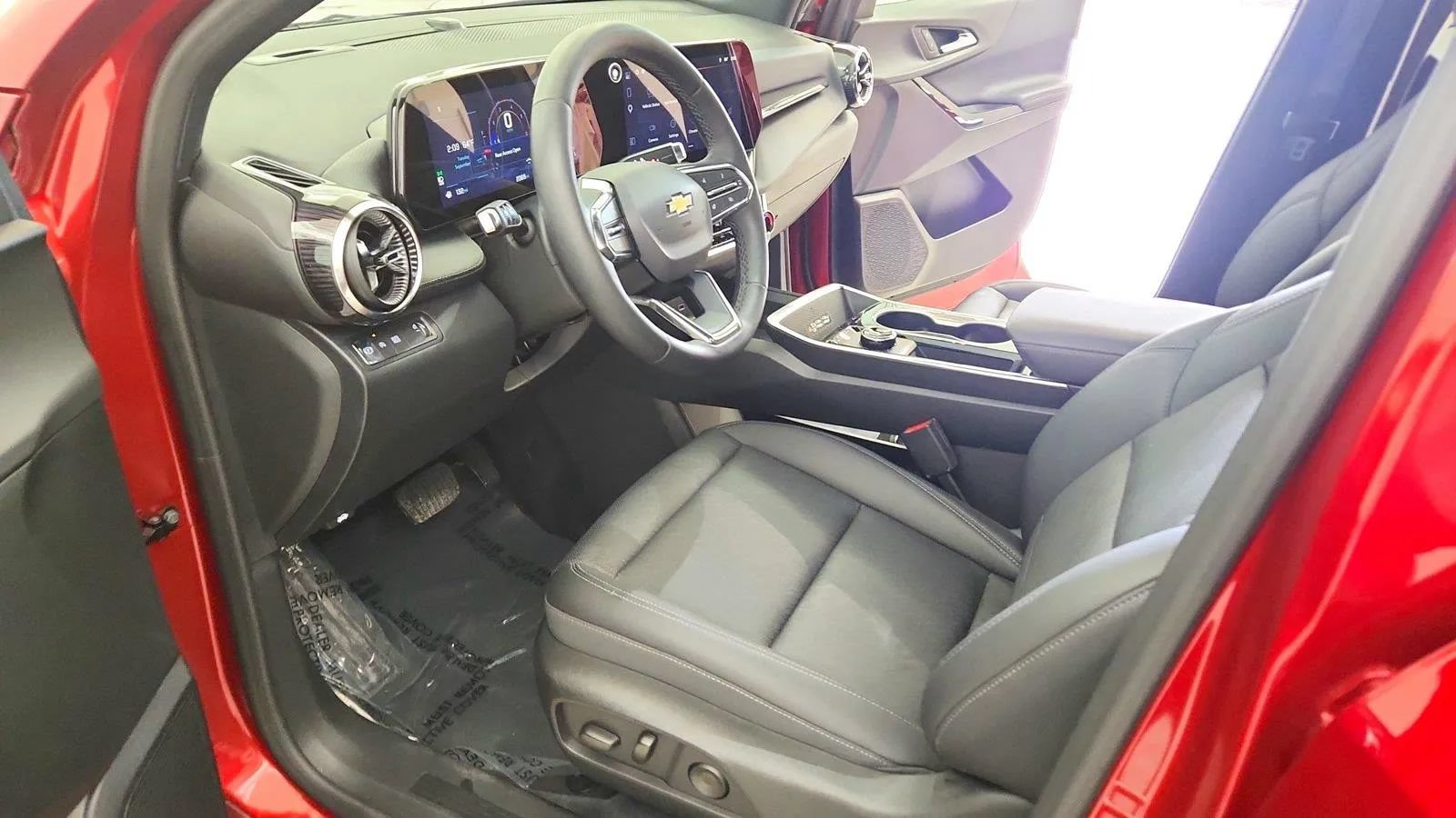 Used 2026 Chevrolet Equinox LT w/ Convenience Package II FWD image 13