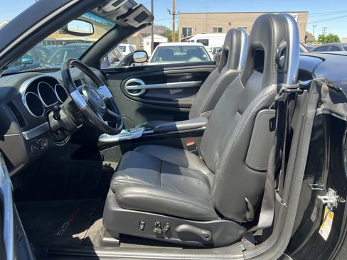 Used 2006 Chevrolet SSR w/ Preferred Equipment Group RWD image 21