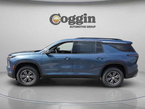 New 2026 Chevrolet Traverse LT w/ Driver Confidence Package FWD image 2