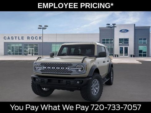 New 2025 Ford Bronco Badlands AWD/4WD image 2