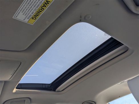 Used 2020 Honda Accord Touring image 24