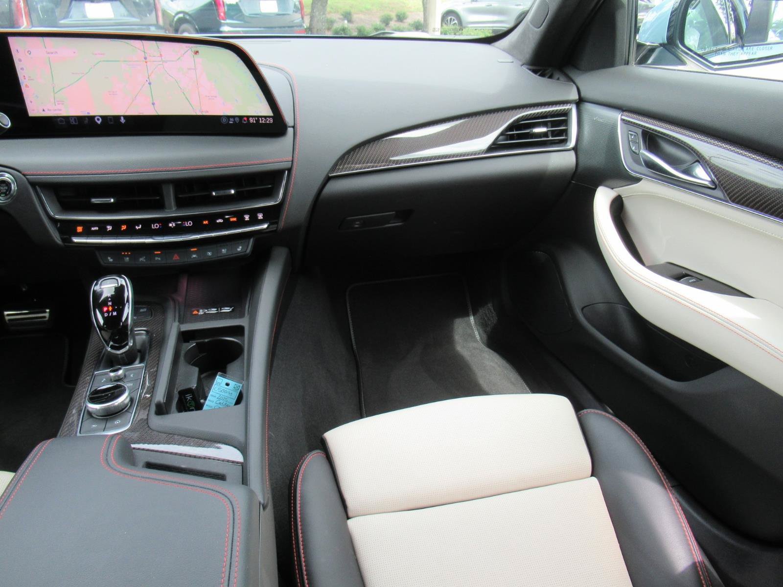 Certified 2025 Cadillac CT5 V w/ Technology Package RWD image 16