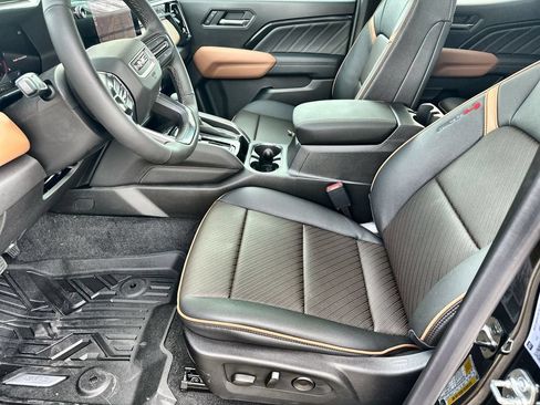 New 2026 GMC Canyon AT4 w/ Technology Plus Package AWD/4WD image 24