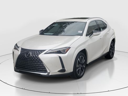 Used 2025 Lexus UX 300h FWD w/ Accessory Package (Z1) image 3