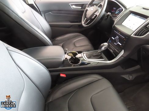 Used 2016 Ford Edge Titanium w/ Equipment Group 301A FWD image 26