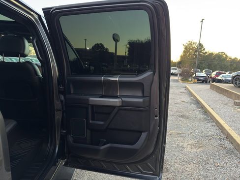 Used 2019 Ford F150 Raptor w/ Equipment Group 802A Luxury image 19