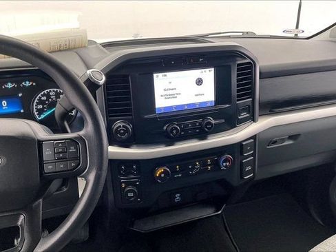 Used 2022 Ford F150 XLT w/ Trailer Tow Package AWD/4WD image 5