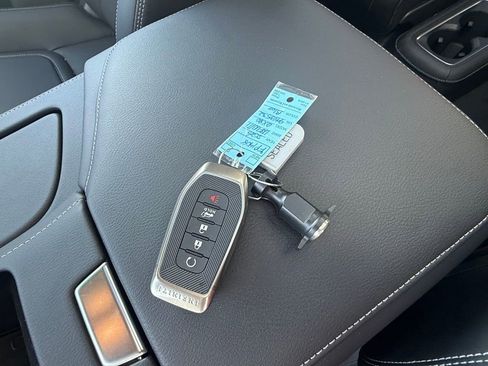 Used 2025 INFINITI QX80 Pure image 67