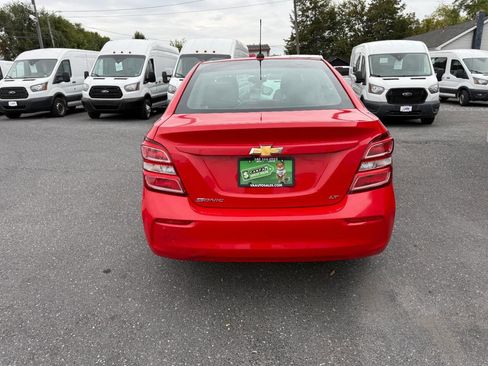 Used 2017 Chevrolet Sonic LT image 32