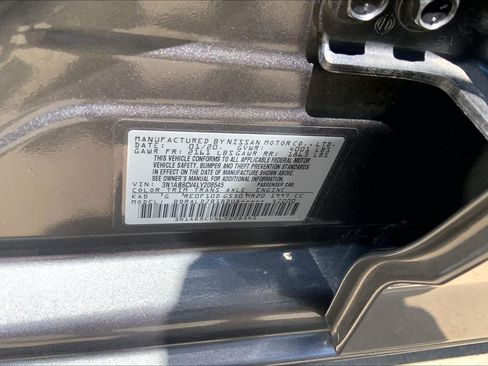Used 2020 Nissan Sentra SV FWD image 33