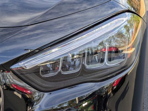 Certified 2025 Mercedes-Benz GLA 250 image 6