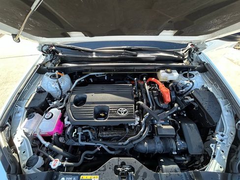 Used 2025 Toyota Crown Signia AWD/4WD image 33