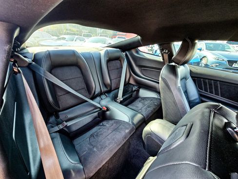 Used 2020 Ford Mustang GT Premium w/ Carbon Sport Interior Package image 14