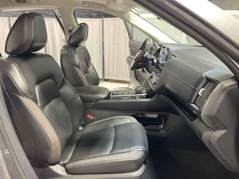 Used 2022 Nissan Pathfinder SL w/ SL Premium Package AWD/4WD image 14