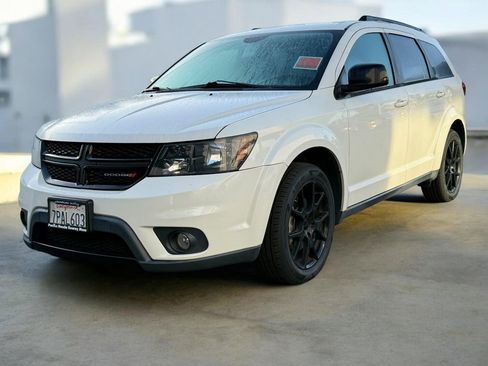 Used 2015 Dodge Journey SXT w/ Flexible Seating Group image 19