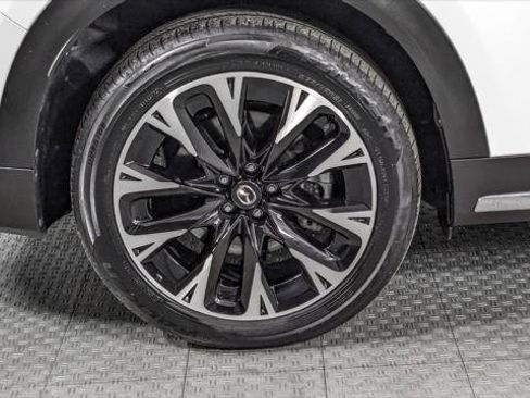 Used 2024 MAZDA CX-90 Plug-In Hybrid w/ Premium Pkg image 36