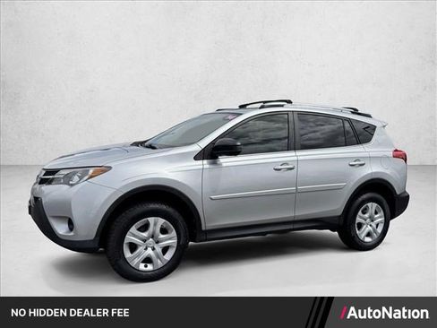 Used 2014 Toyota RAV4 LE FWD image 1