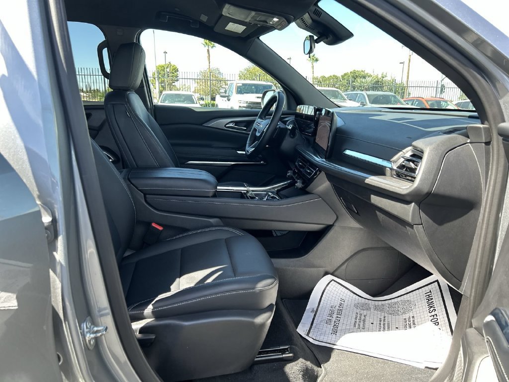Certified 2026 Chevrolet Traverse LT FWD image 26