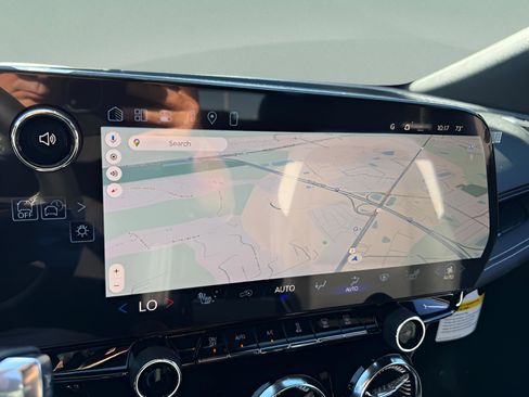 New 2026 Chevrolet Blazer EV LT image 12